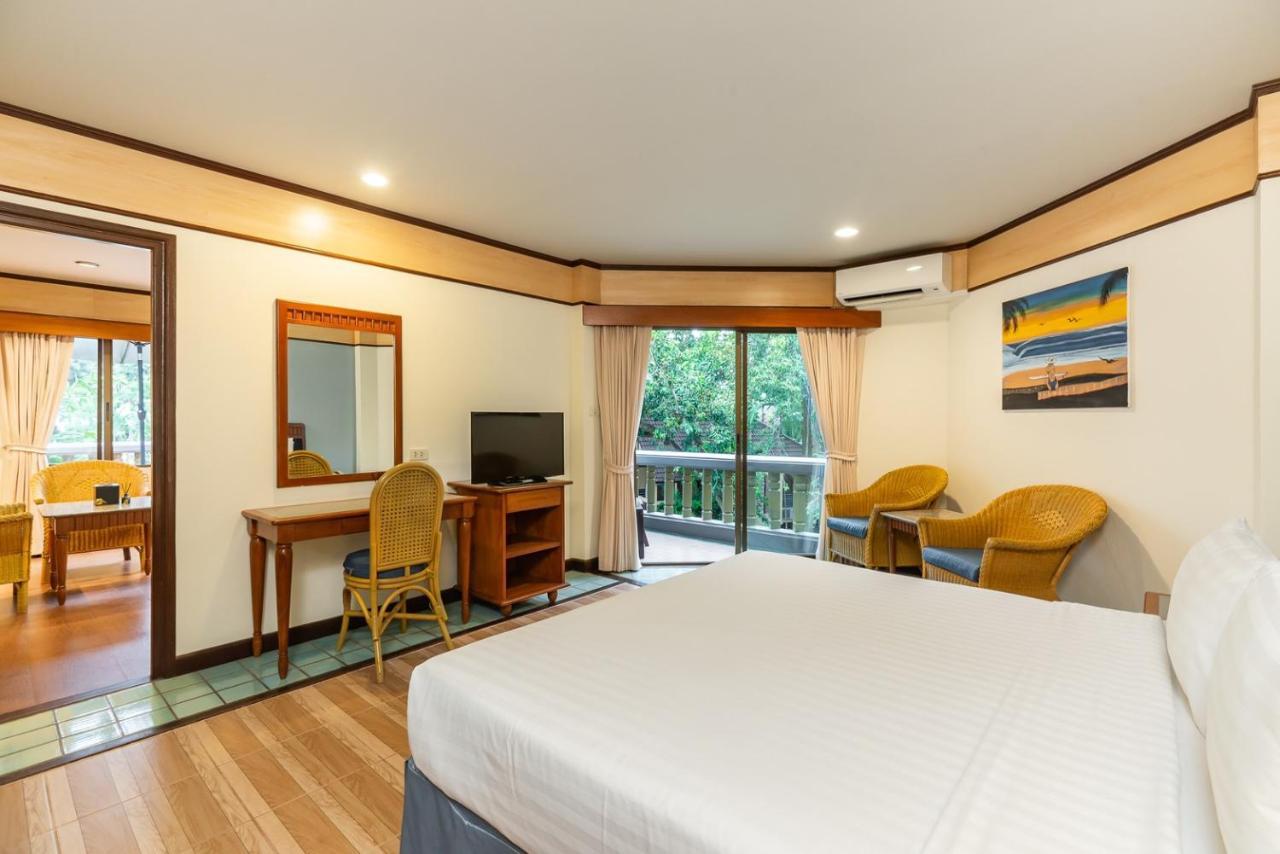 Botany Beach Resort Pattaya Na Chom Thian Buitenkant foto